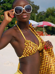 Brown skinned chicks erotic pics from vacation